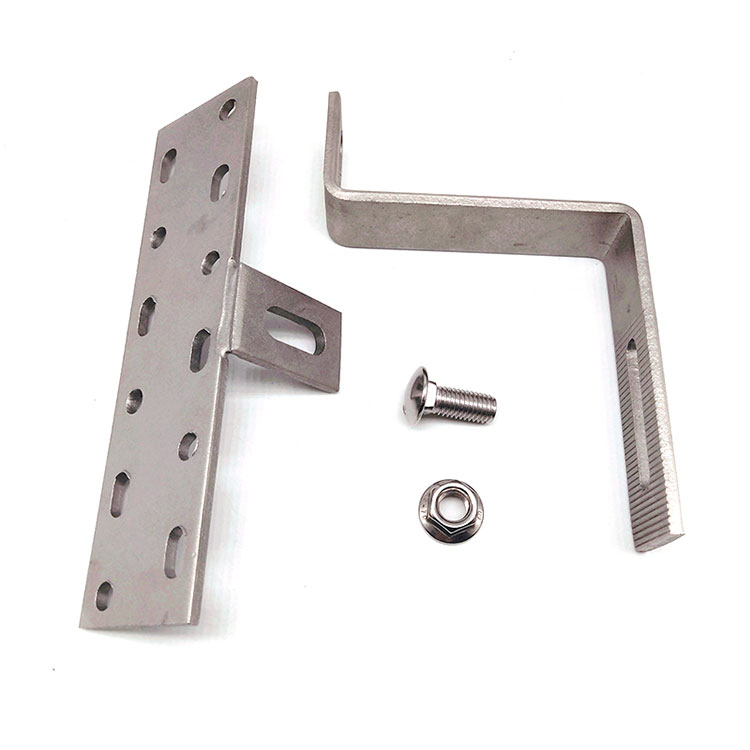 How Are Accessories Like Mid‑Clamps and End‑Clamps Used with Solar Brackets?