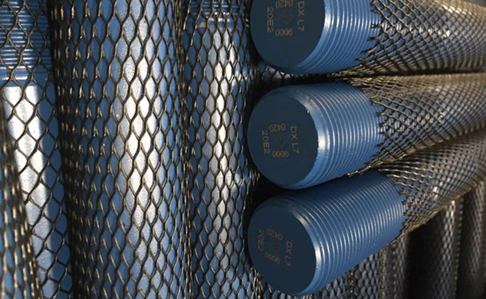 DIN933 Full Threaded Half Threaded Hex Bolt Stud Bolt with Black Oxide Surface Finish